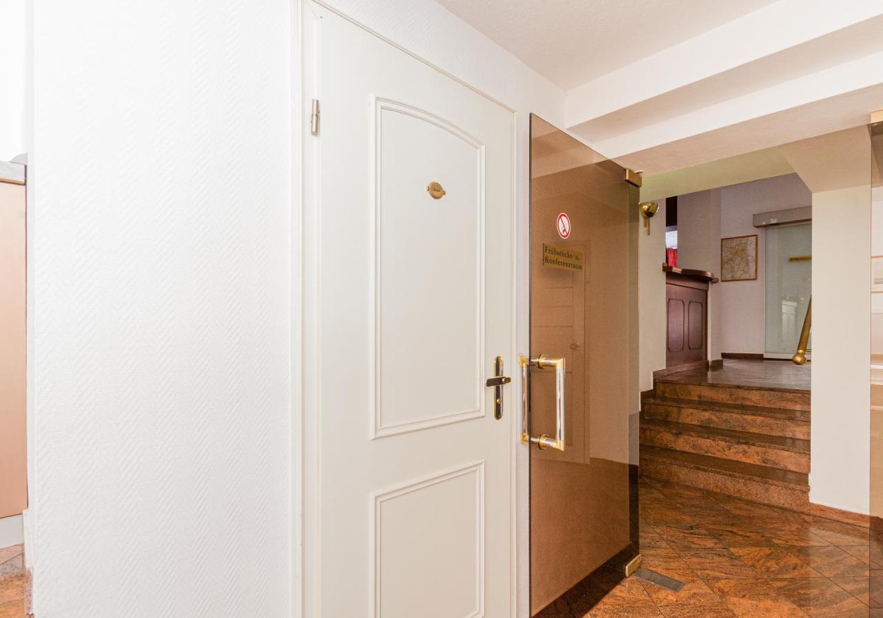 Pension Fuer Monteure In Dresden, Zimmer Mit Eigenem Bad Und Grosser Gemeinschaftskueche Exterior photo